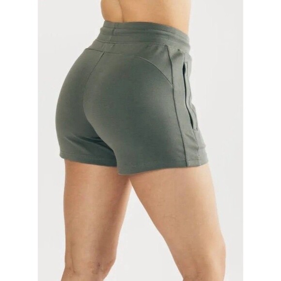 Alphalete Women's Essential Core Shorts Athletic Sweat Concrete Green Size S - Picture 14 of 15